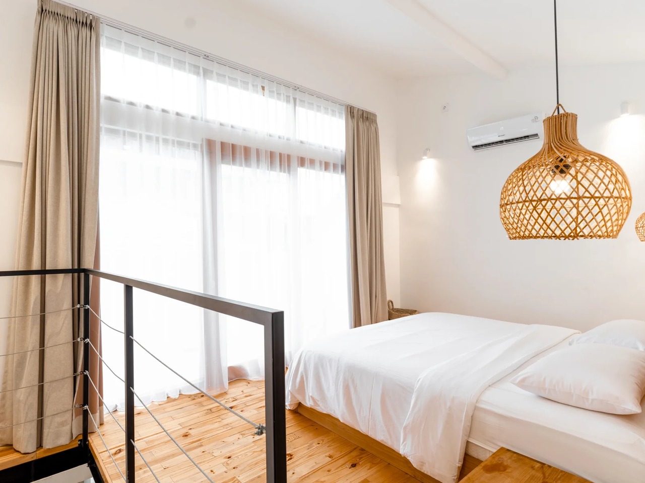 Chic 1BR Loft in Prime Location 