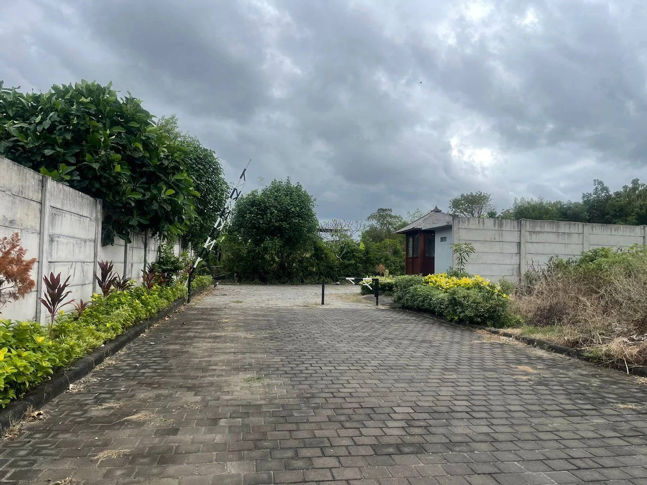 DO 106 - HOUSE FOR SALE IN KUTUH BALI