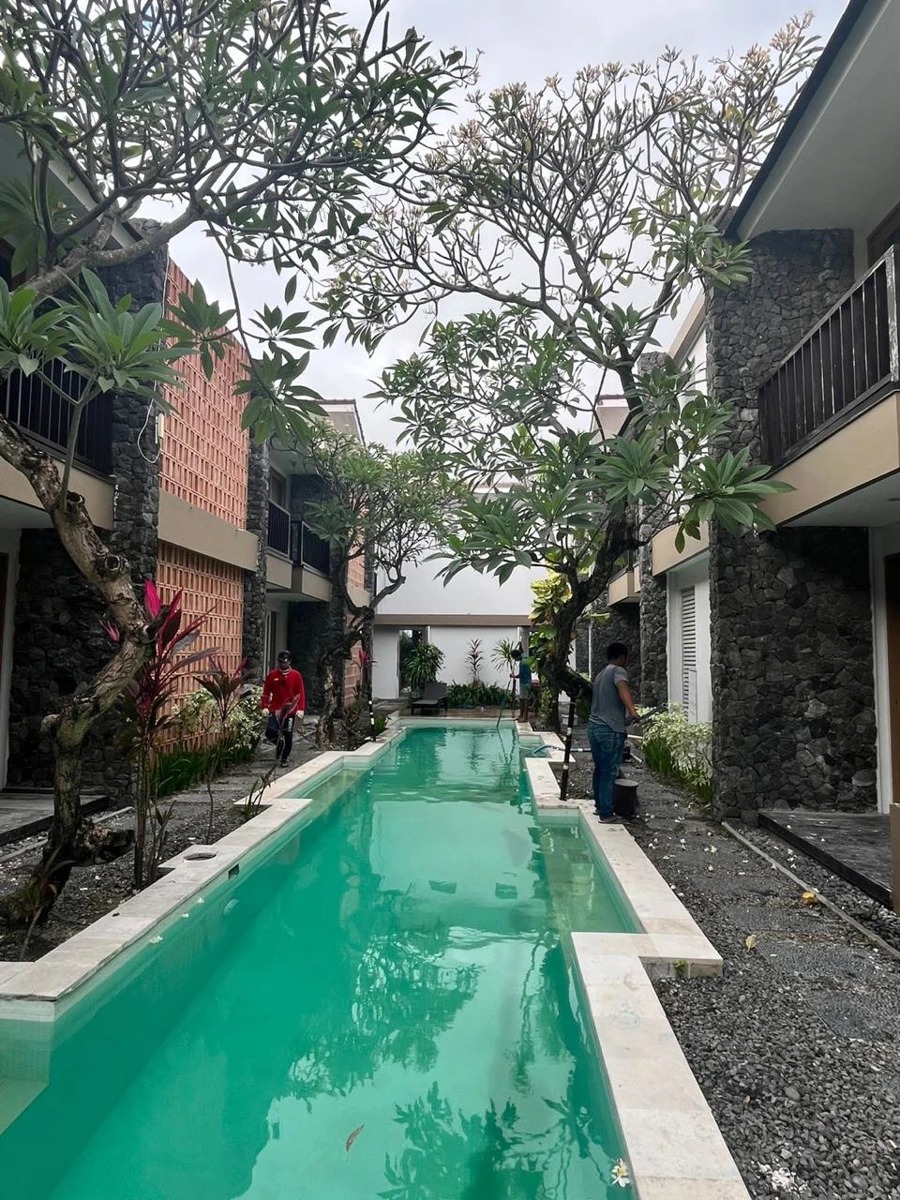 For Sale: Hotel & Villa Complex
