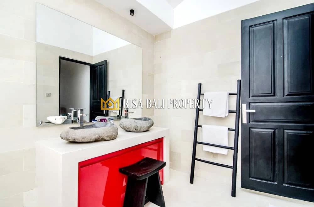 ENCHANTING 2-BEDROOMS VILLA IN SEMINYAK