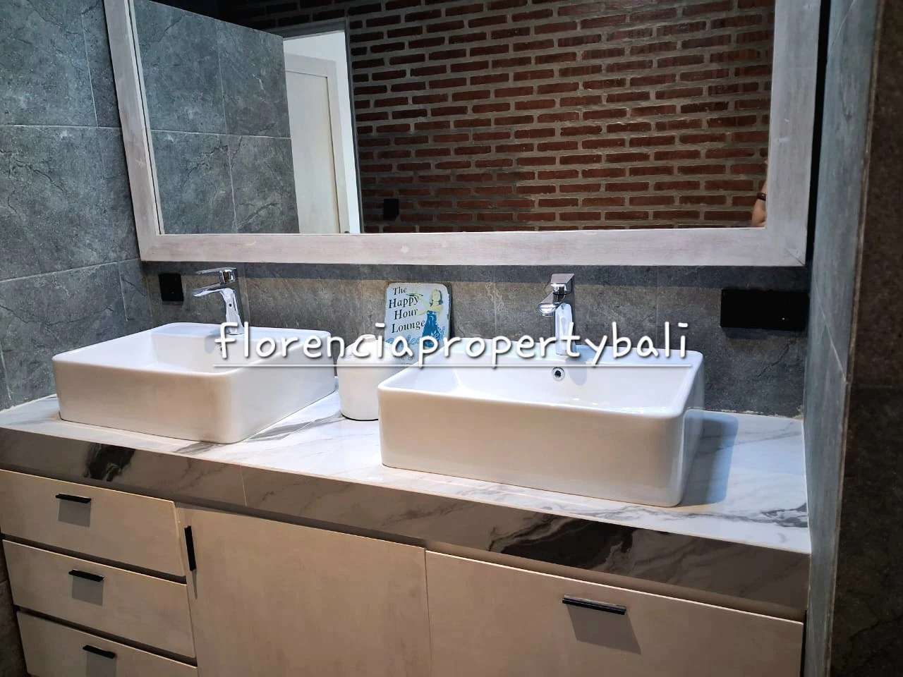 (FW002KE-Y) Your Comfortable Modern Home