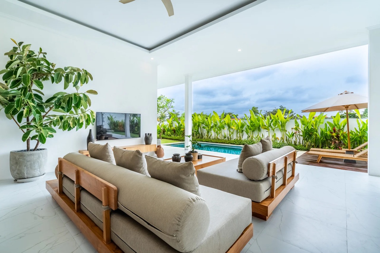 The R Tambora |Stunning 3BR Villa-Canggu