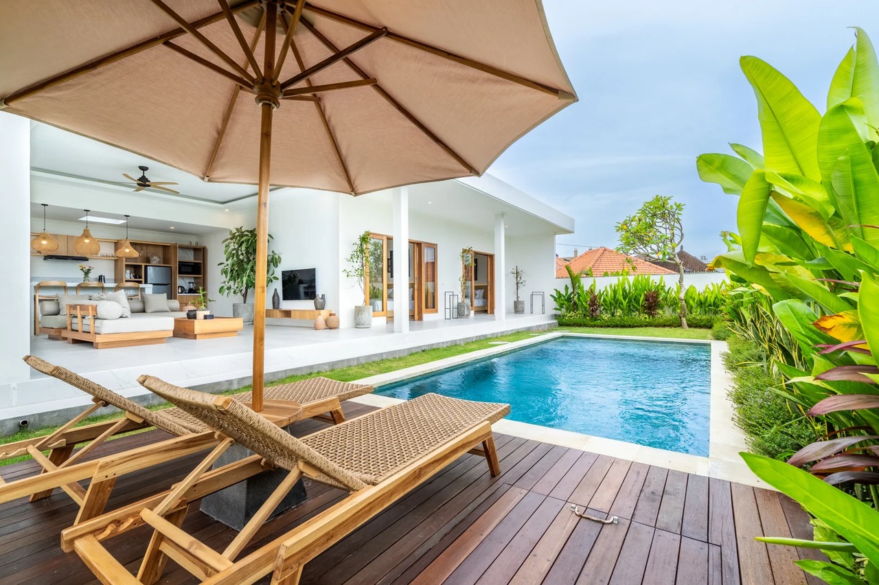 The R Tambora |Stunning 3BR Villa-Canggu