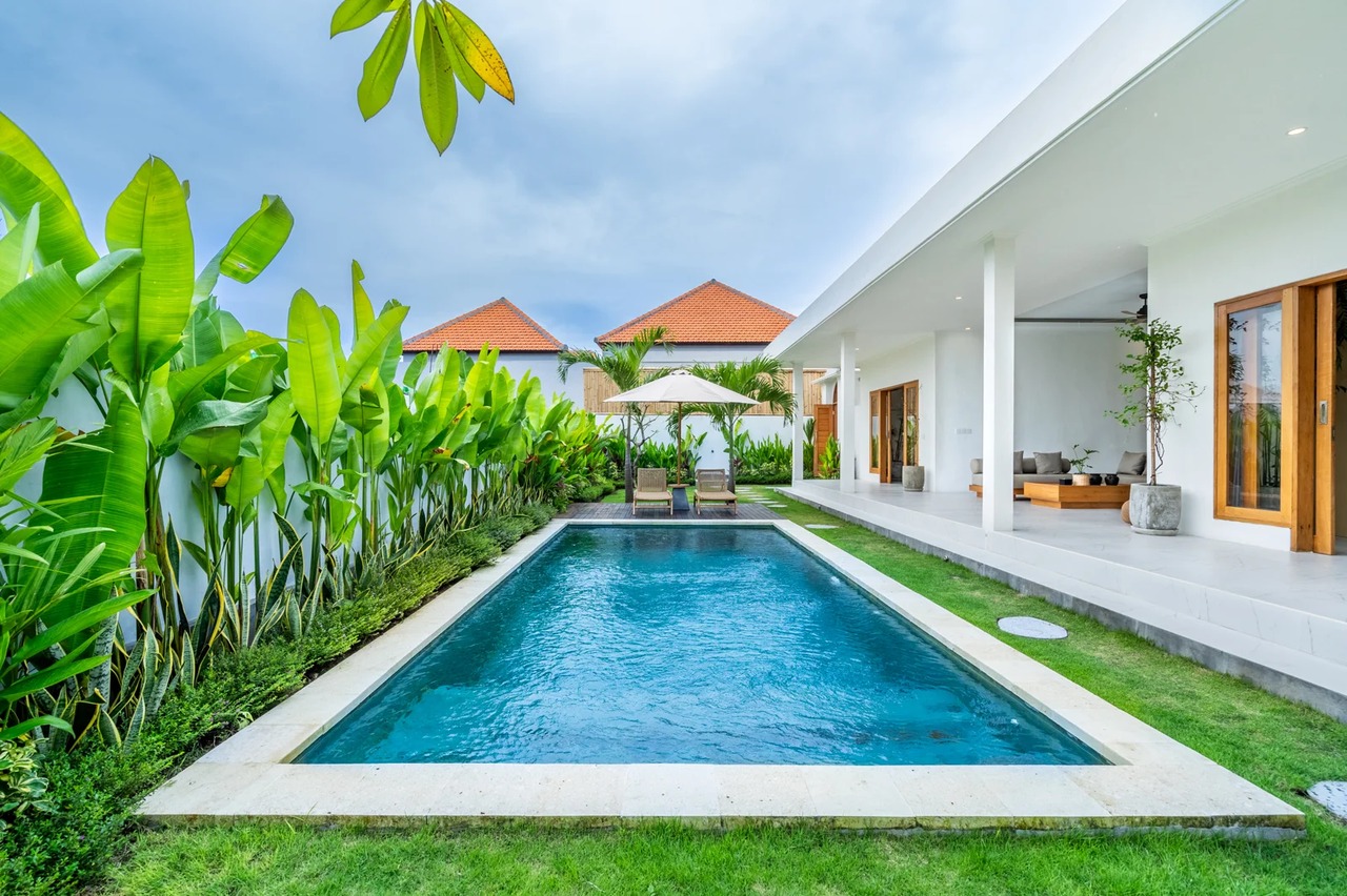 The R Tambora |Stunning 3BR Villa-Canggu