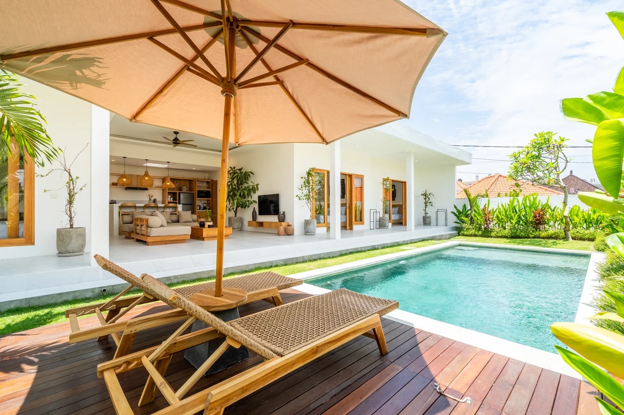 The R Tambora |Stunning 3BR Villa-Canggu