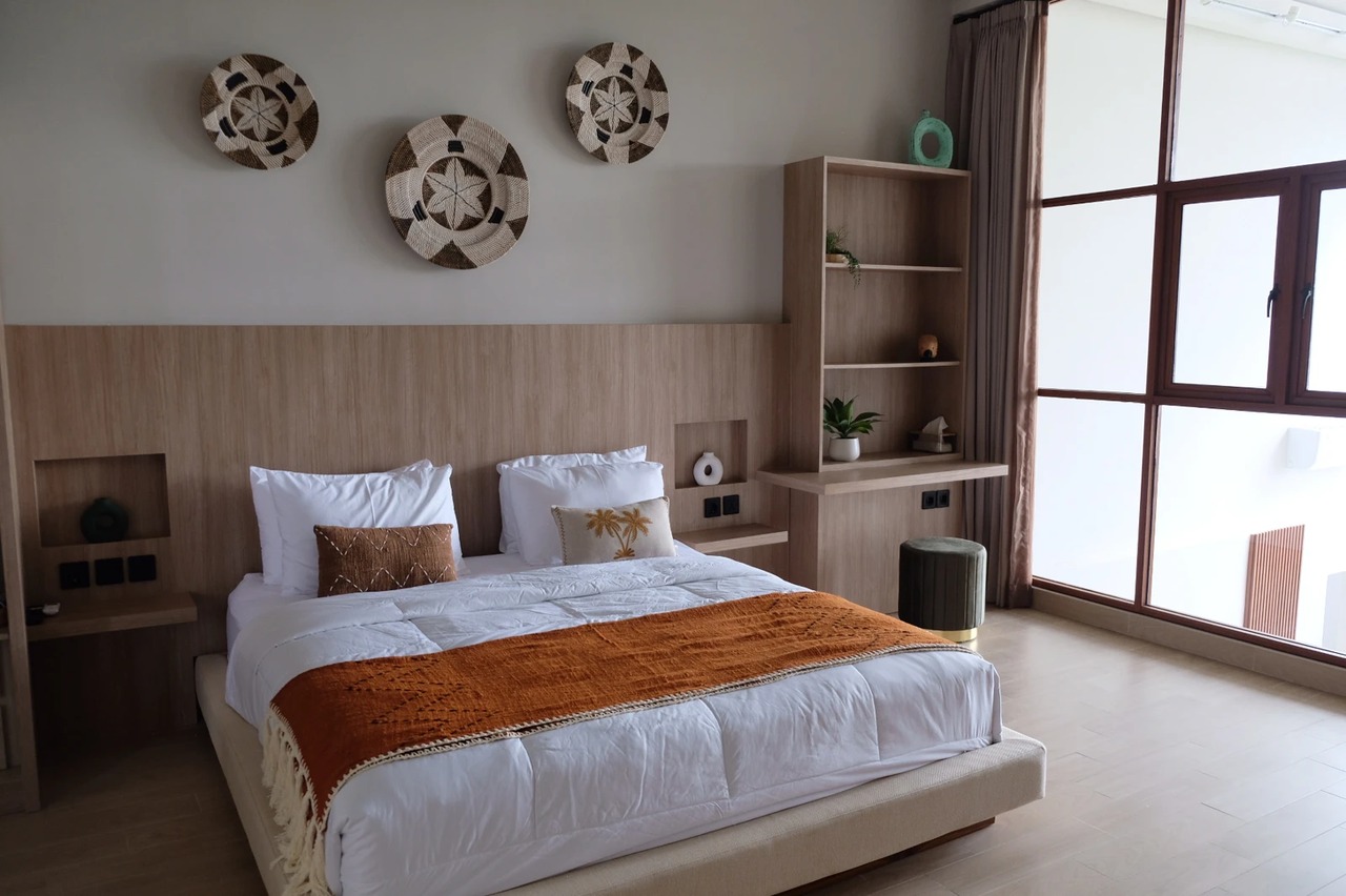 Modern design villa for Rent in parerena