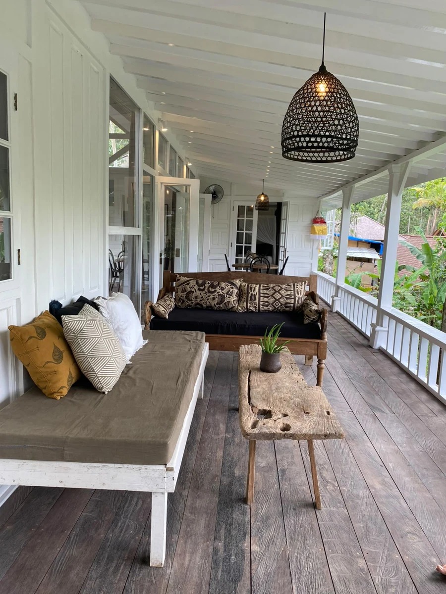 Elevated 3BR Jungle Villa w/ Private Riv