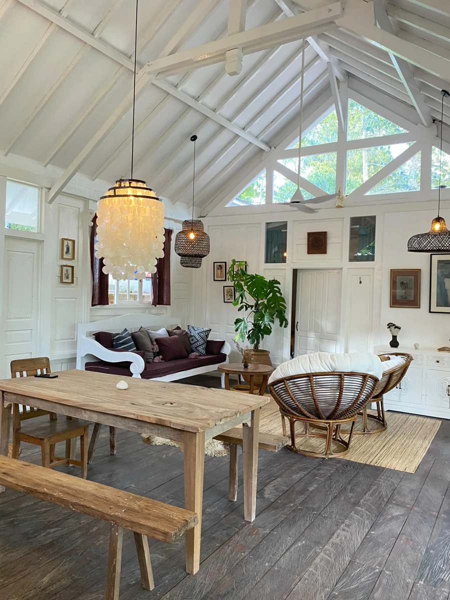 Elevated 3BR Jungle Villa w/ Private Riv