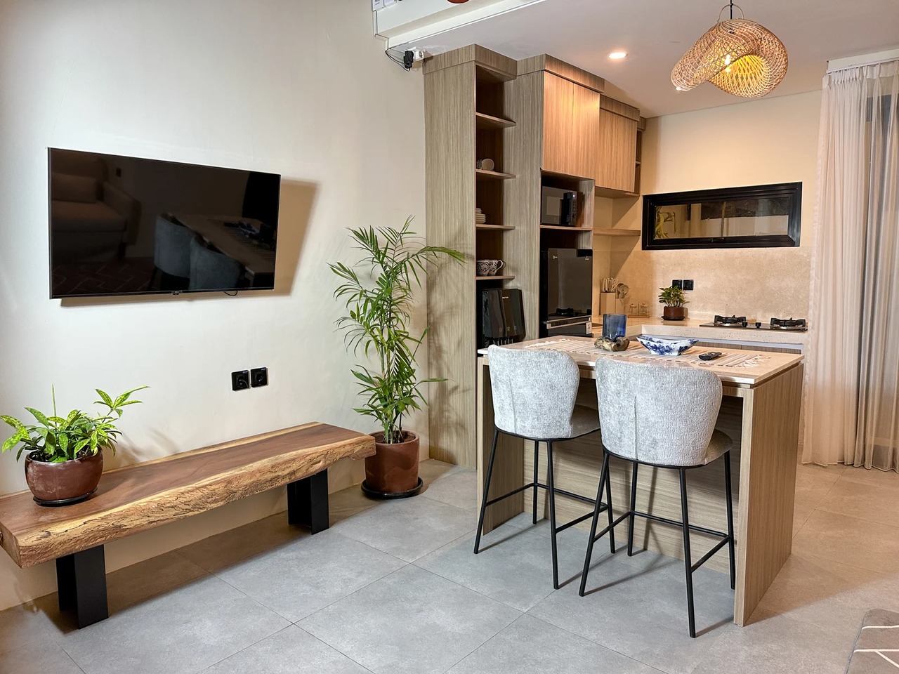 Modern Pererenan Loft – Brand New & Styl