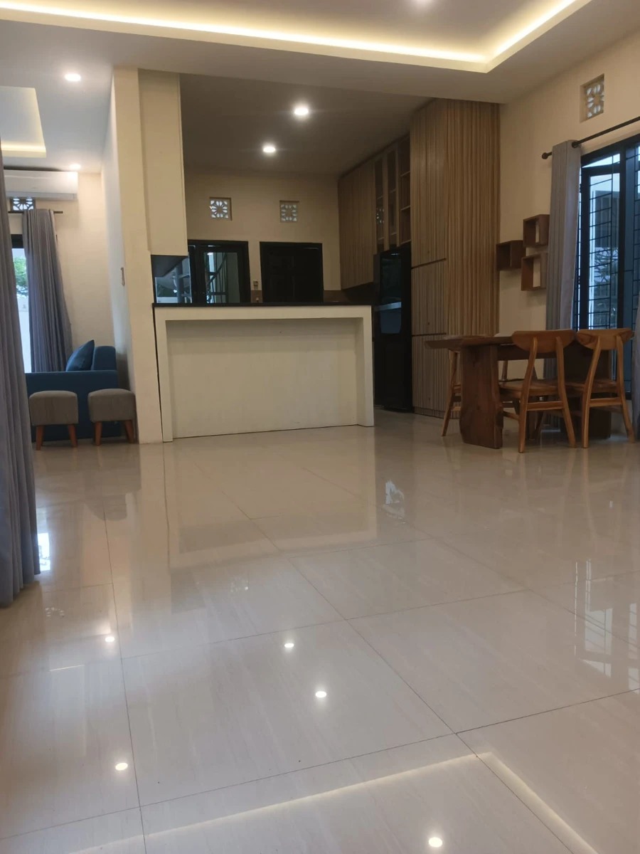 Spacious 4BR Villa w/ Private Pool and G