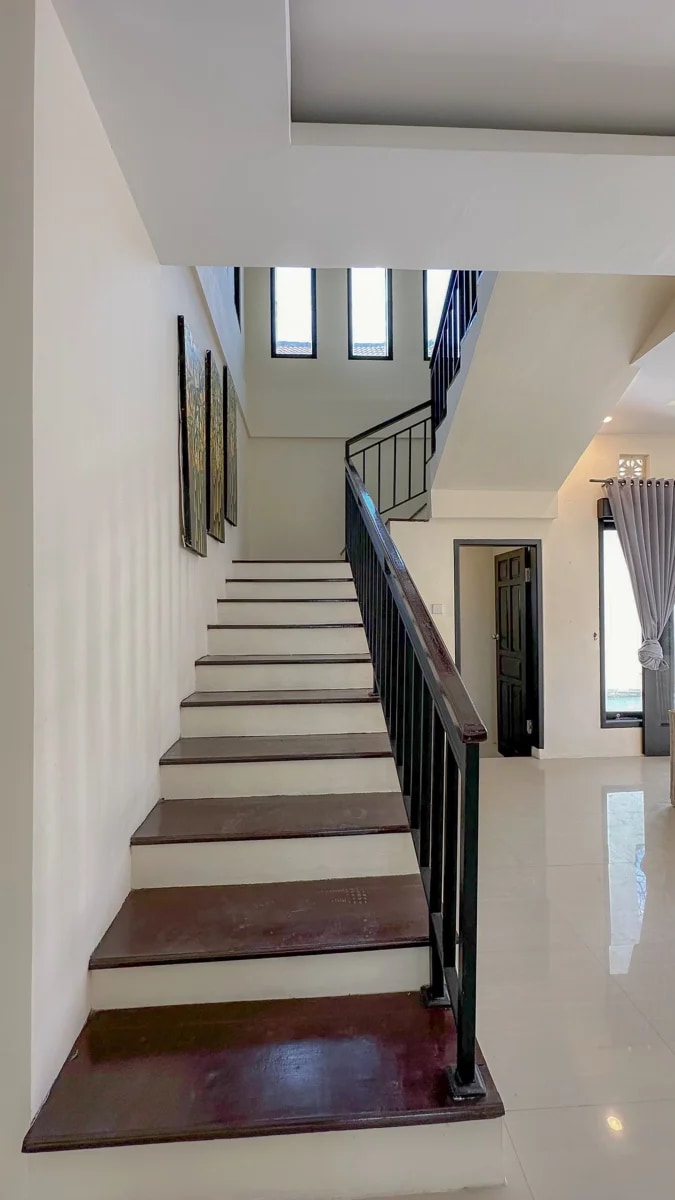 Spacious 4BR Villa w/ Private Pool and G