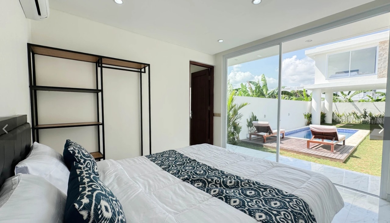 4BR Modern Villa w/ Rooftop & Pool 
