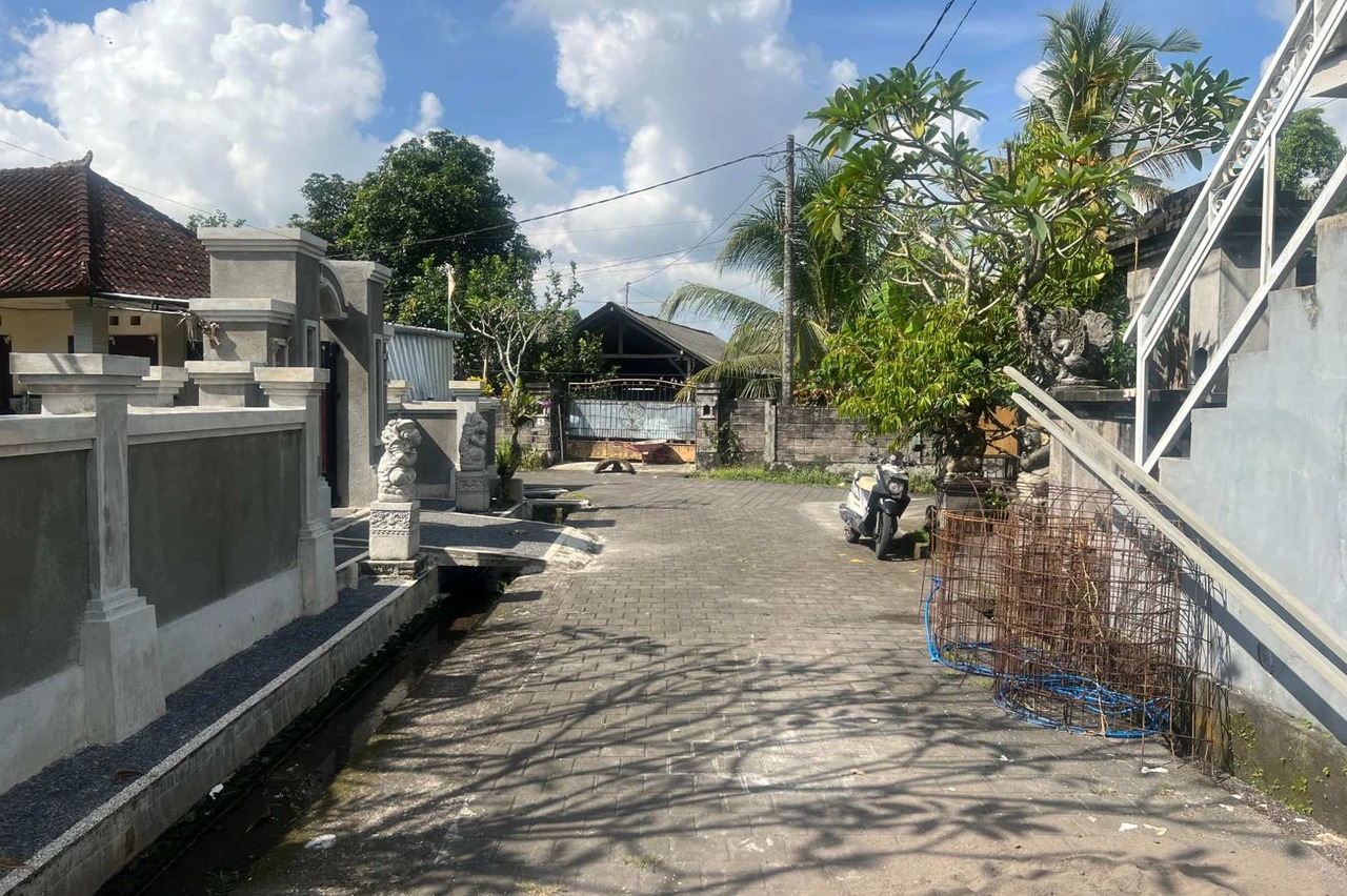 Big Plot 27 Are in Gubug For Leasehold