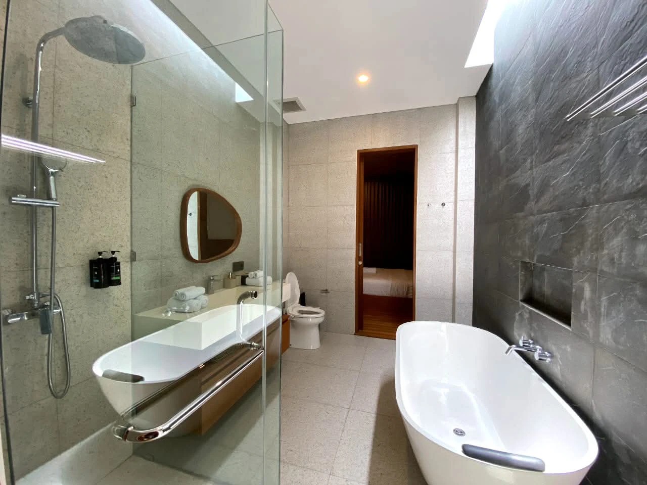 2 BEDROOM VILLA IN BERAWA, IDR 39 MILL
