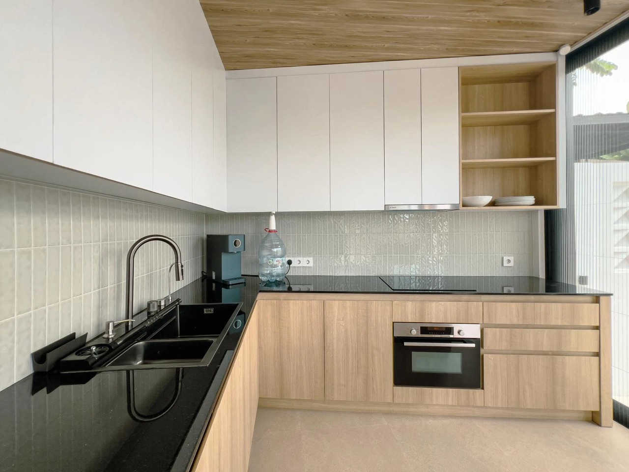 Ultra-Modern 5BR Smart Luxury Villa