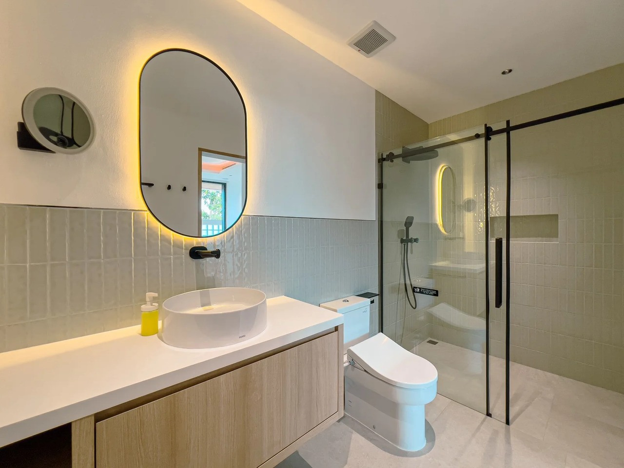Ultra-Modern 5BR Smart Luxury Villa