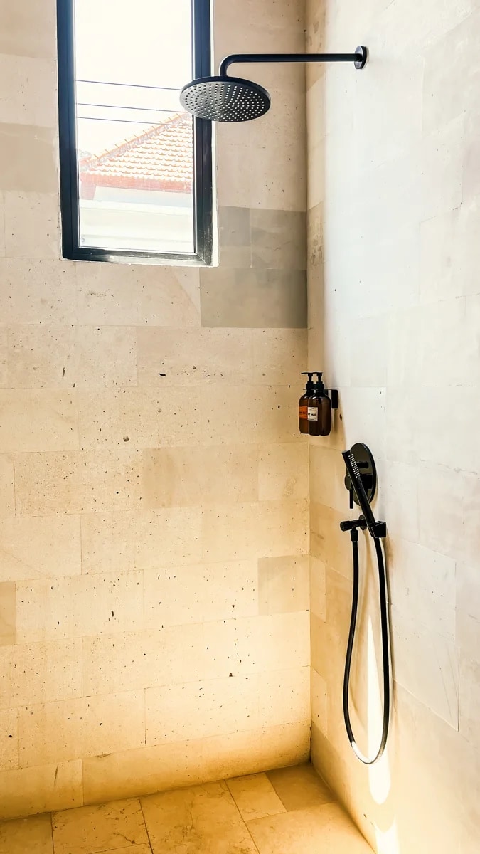 1 BD Air Apartment Seseh - AP001