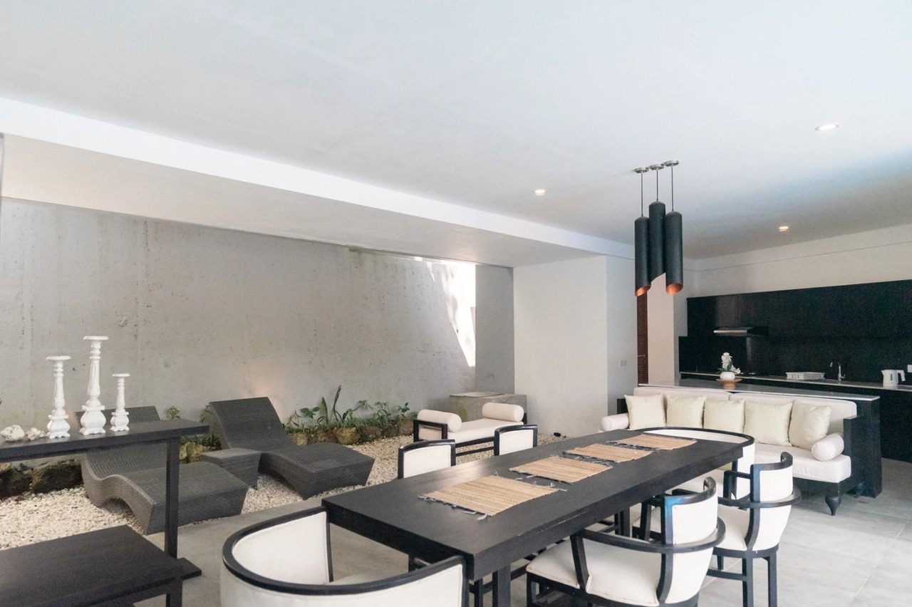 DO 57 - VILLA FOR SALE IN NUSA DUA BALI
