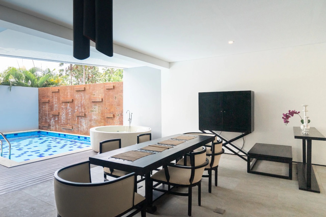 DO 57 - VILLA FOR SALE IN NUSA DUA BALI