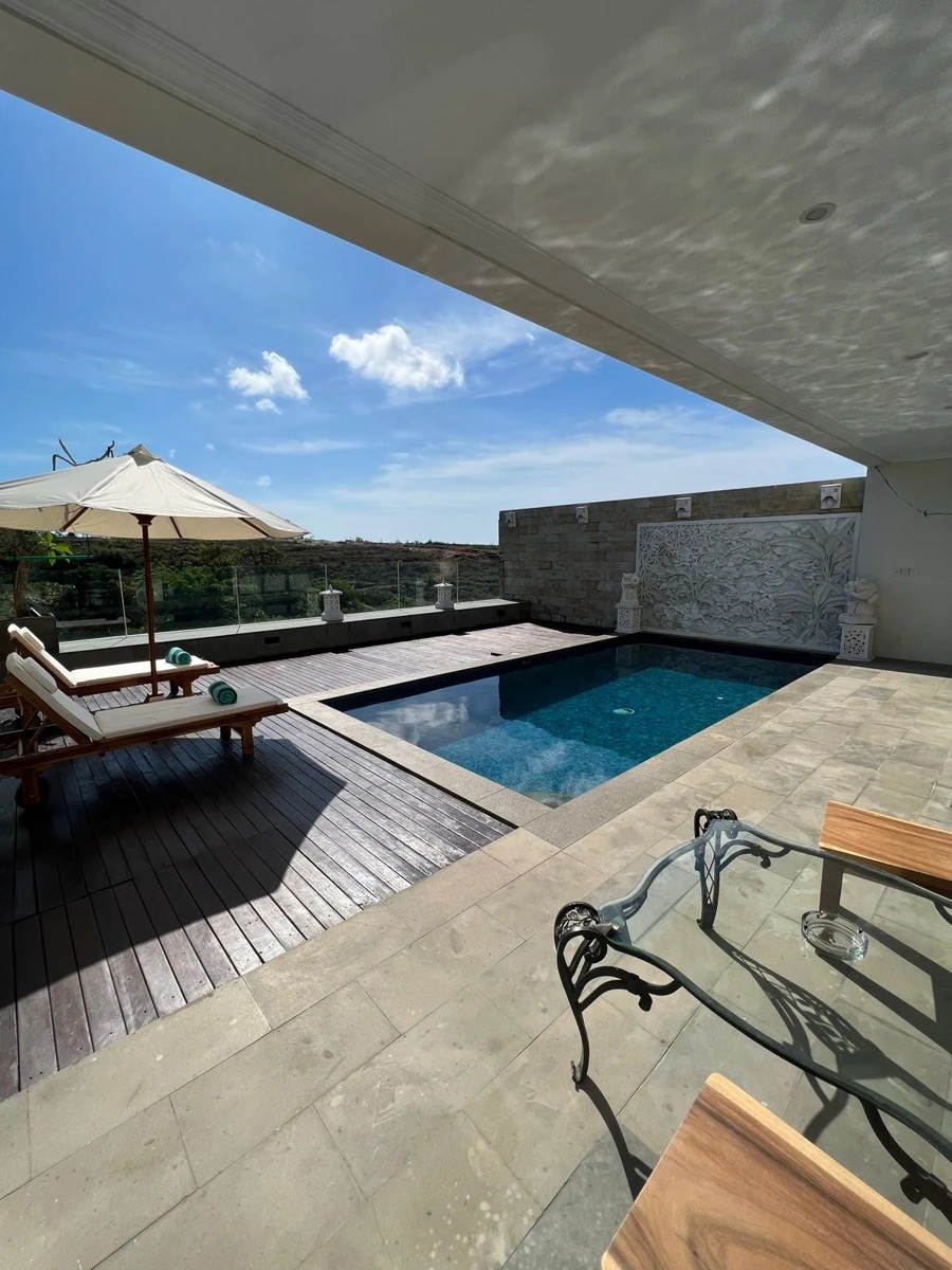 Luxury Uluwatu Villa – Beachside Living