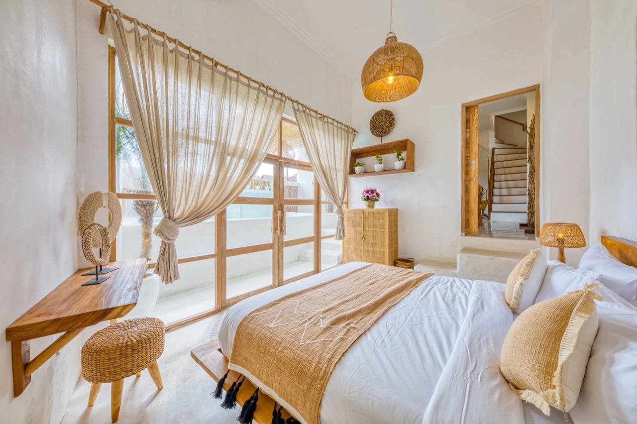 Mediterranean 6BR Family Villa