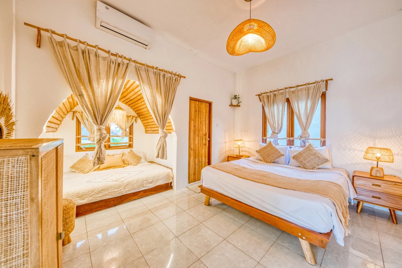 Mediterranean 6BR Family Villa