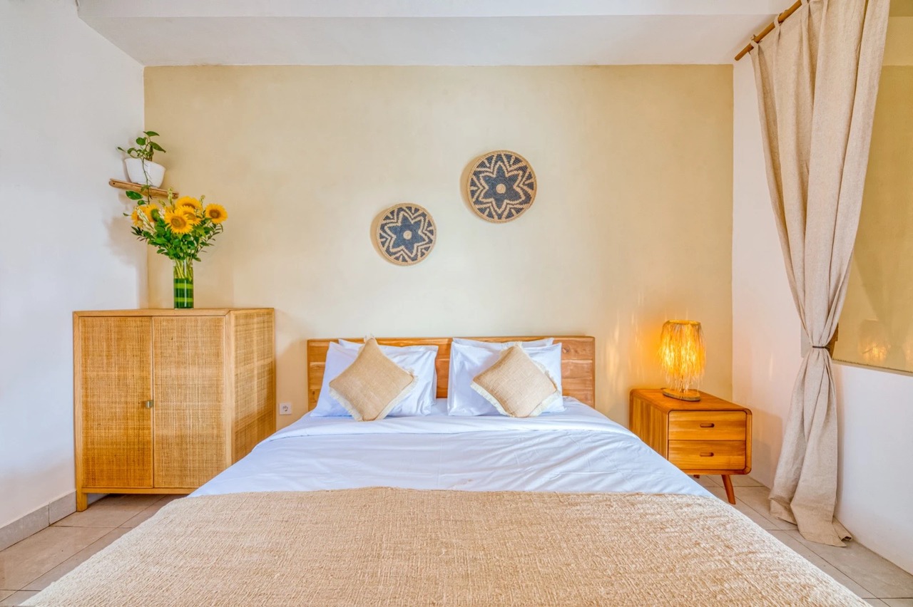 Mediterranean 6BR Family Villa