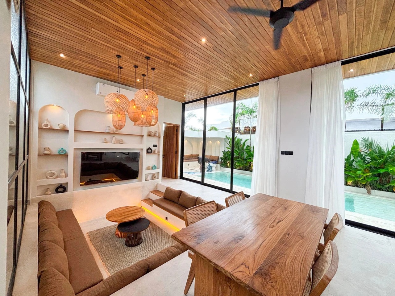 Luxury 3BR Tropical Private Villa