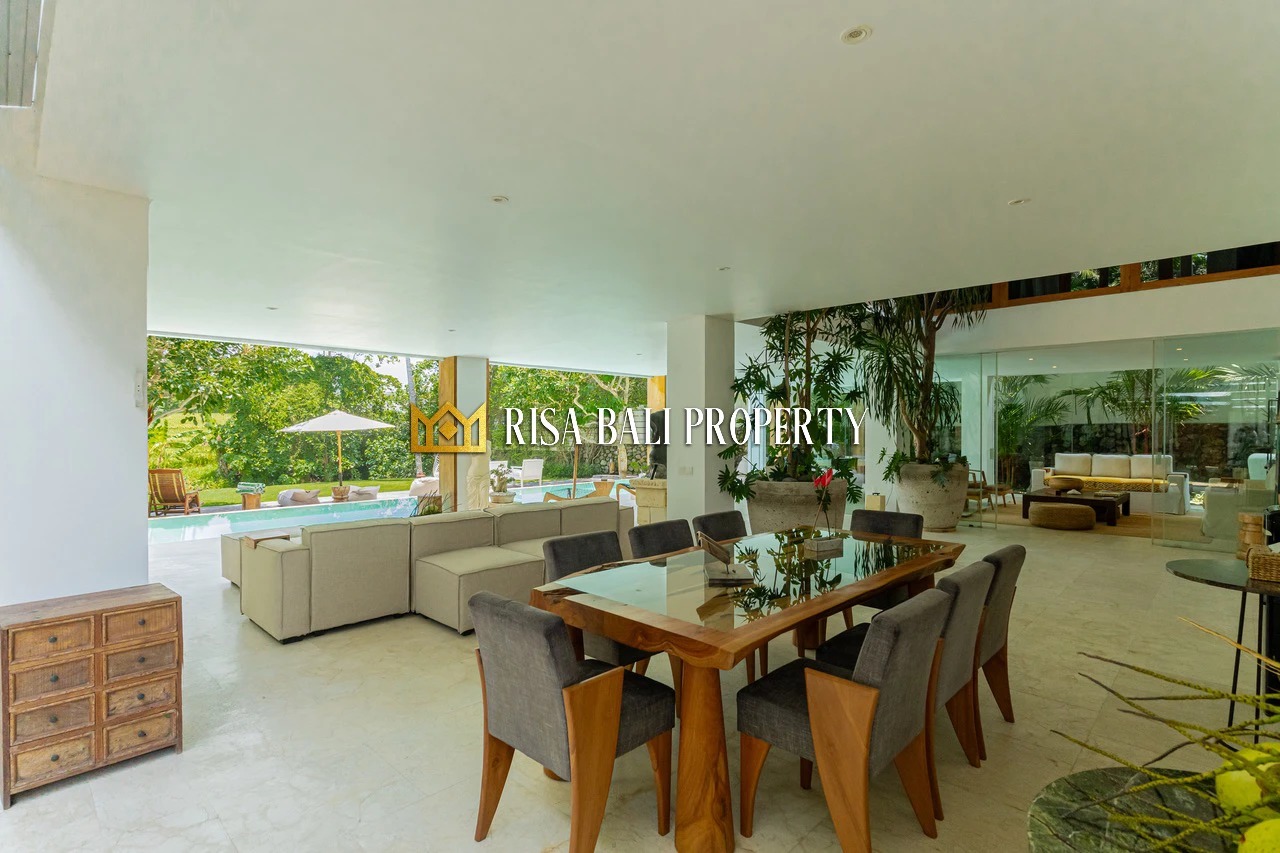 AMAZING LUXURY 10 BEDROOMS VILLA