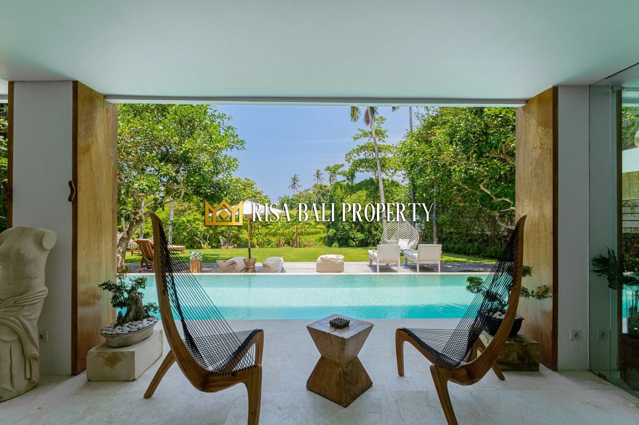 AMAZING LUXURY 10 BEDROOMS VILLA