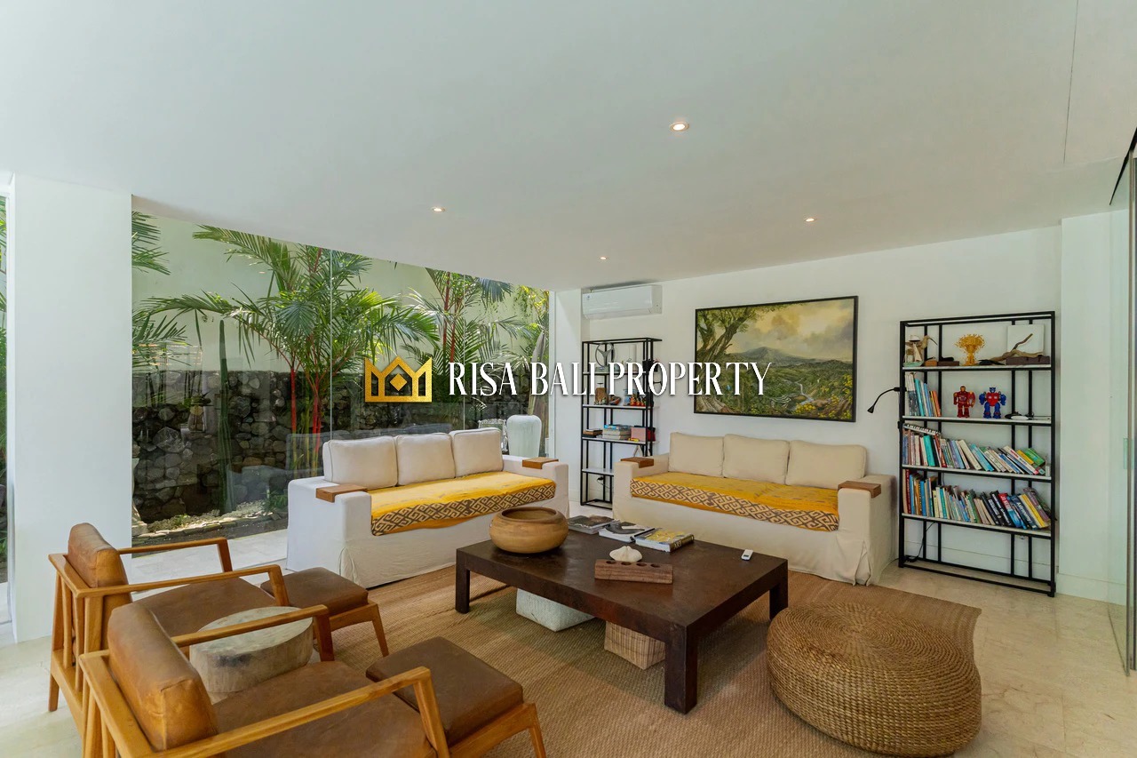 AMAZING LUXURY 10 BEDROOMS VILLA
