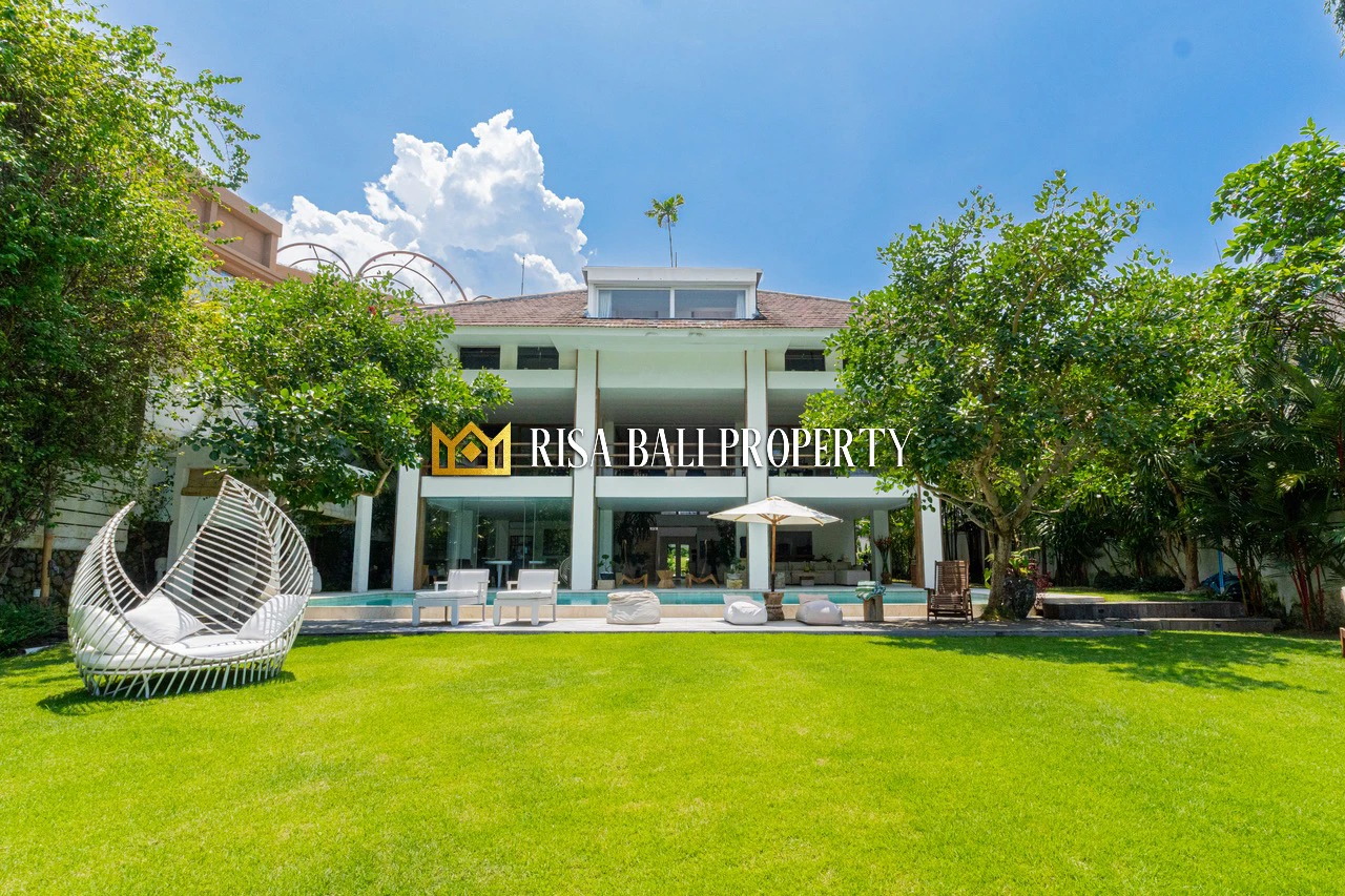 AMAZING LUXURY 10 BEDROOMS VILLA