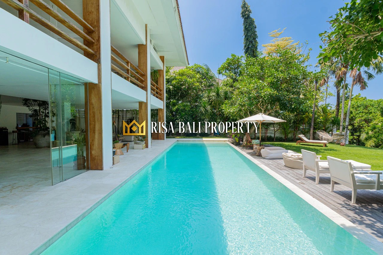 AMAZING LUXURY 10 BEDROOMS VILLA