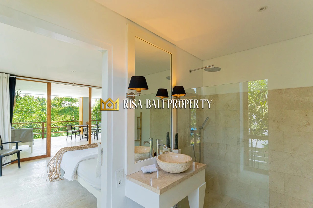 AMAZING LUXURY 10 BEDROOMS VILLA