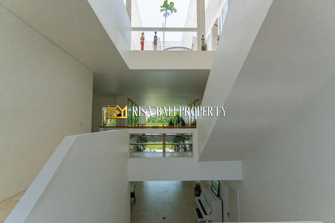 AMAZING LUXURY 10 BEDROOMS VILLA
