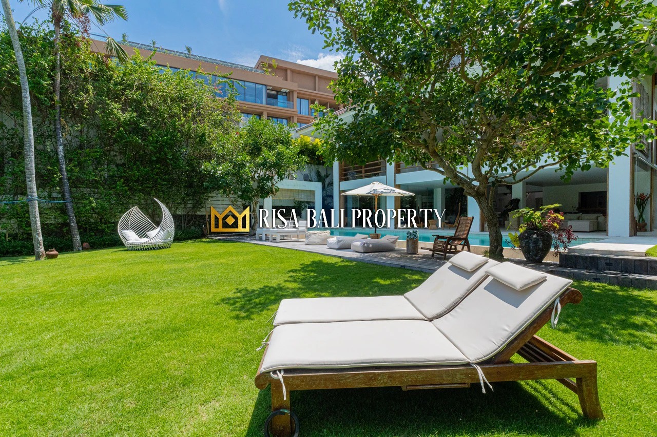 AMAZING LUXURY 10 BEDROOMS VILLA