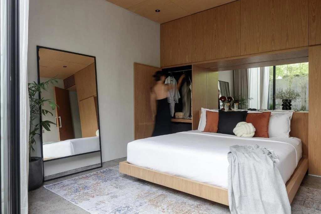 Spacious 2-Bedroom Townhouse for Comfort