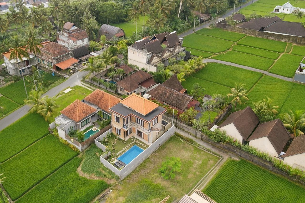 Modern 2BR Villa w/ Rice Field & Sunset 