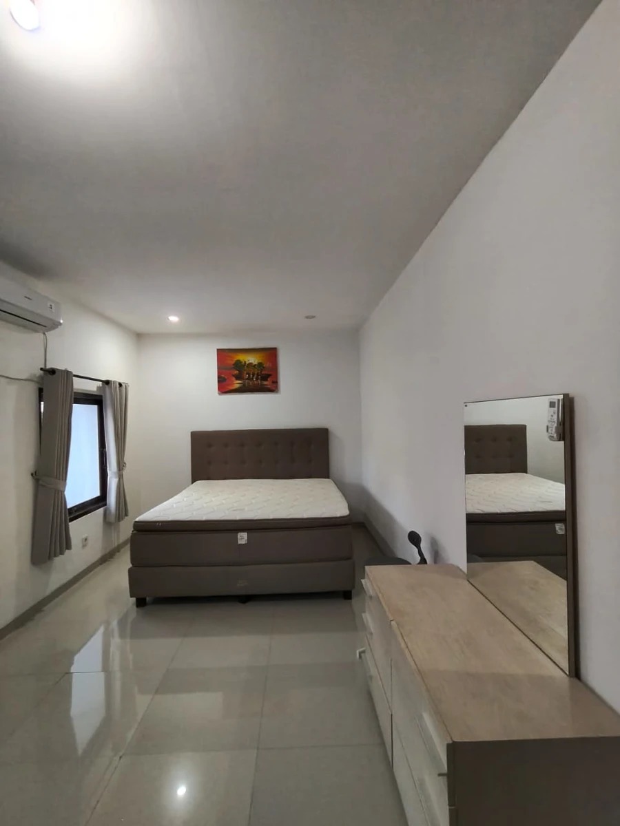 DO 133 - HOUSE FOR SALE IN JIMBARAN BALI