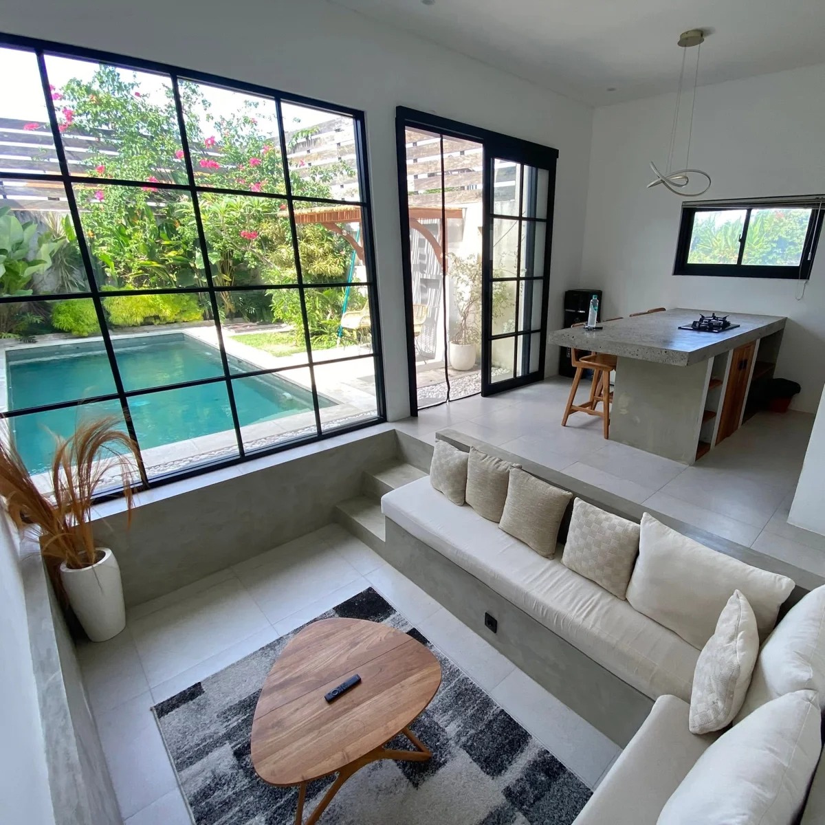2 Bedroom Villa in Babakan For Rent