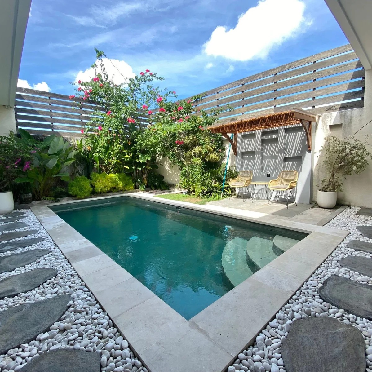 2 Bedroom Villa in Babakan For Rent