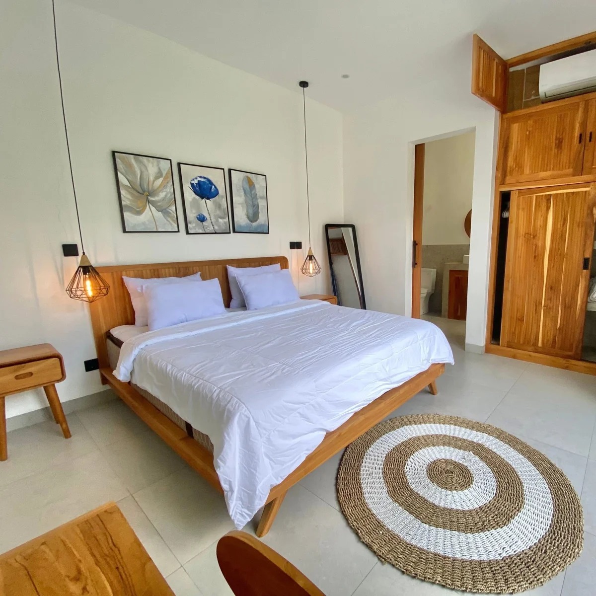 2 Bedroom Villa in Babakan For Rent