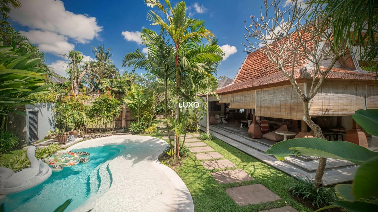 Villa 3 Bedrooms in Pererenan
