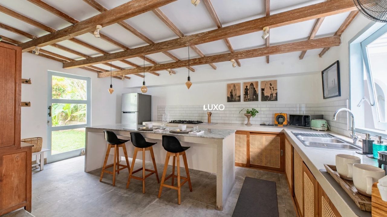 Villa 3 Bedrooms in Pererenan