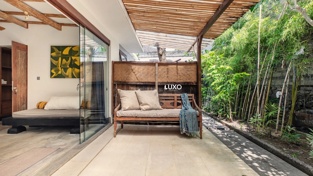 Villa 3 Bedrooms in Pererenan