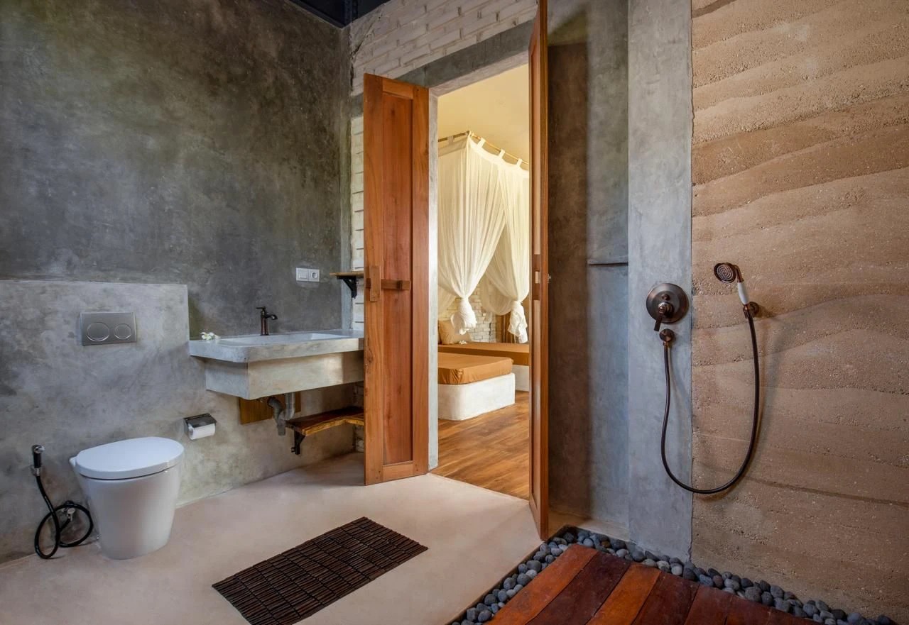Spacious 4BR Villa w/ Rooftop Patio and