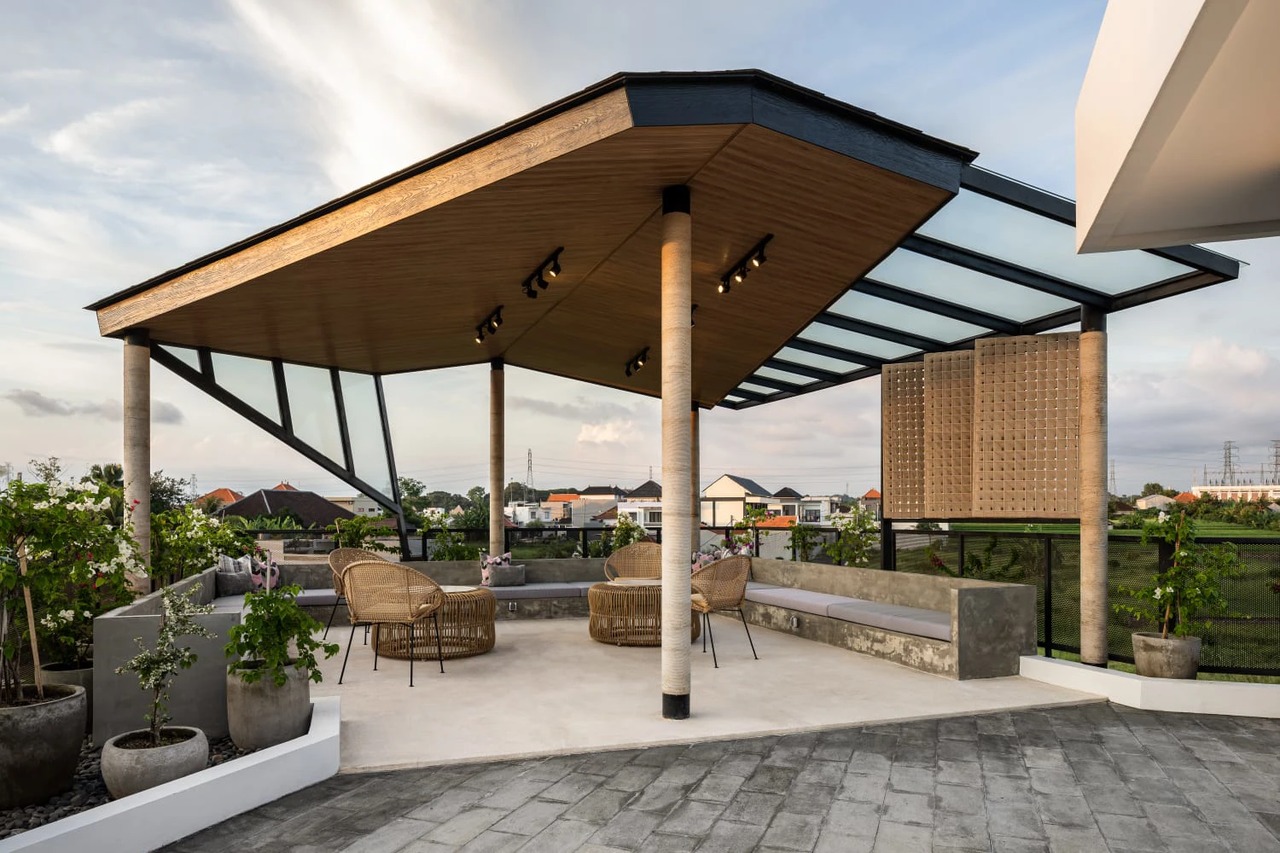 5 Bedroom Villa Residence in Kedungu