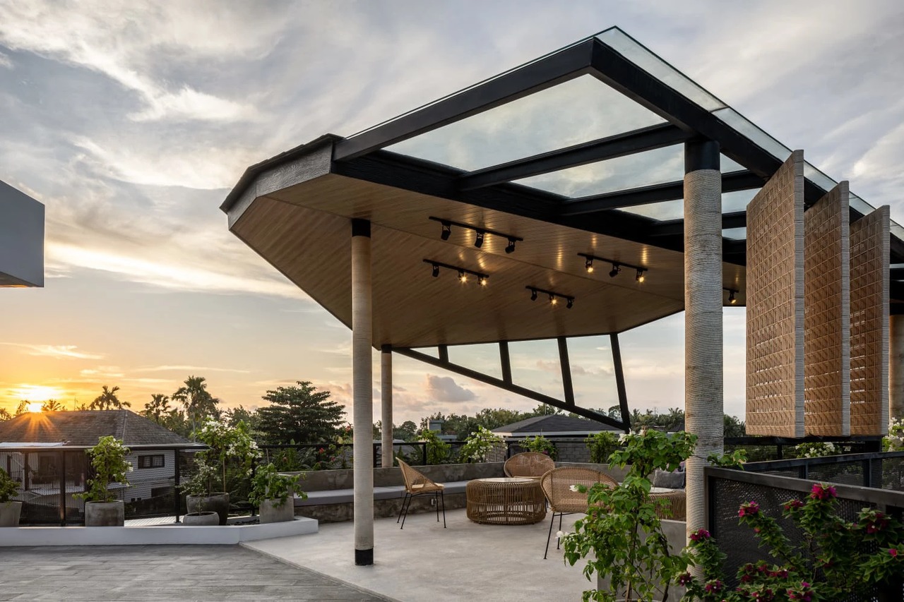 5 Bedroom Villa Residence in Kedungu