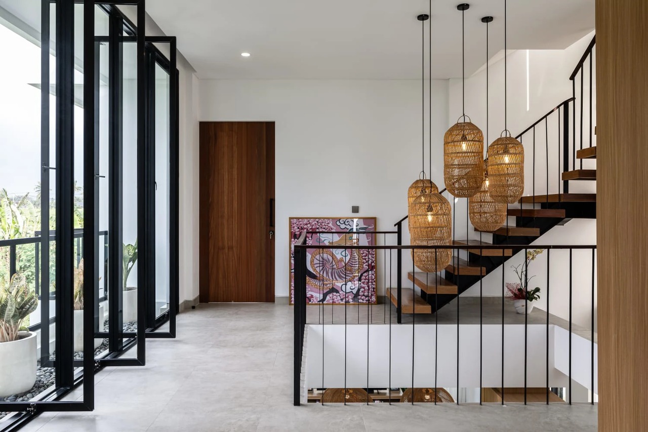 5 Bedroom Villa Residence in Kedungu