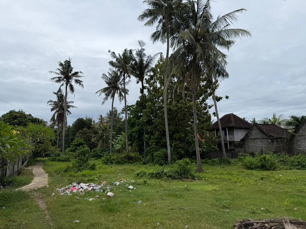 NUSA LEMBONGAN, 25.5 ARE of Prime Land